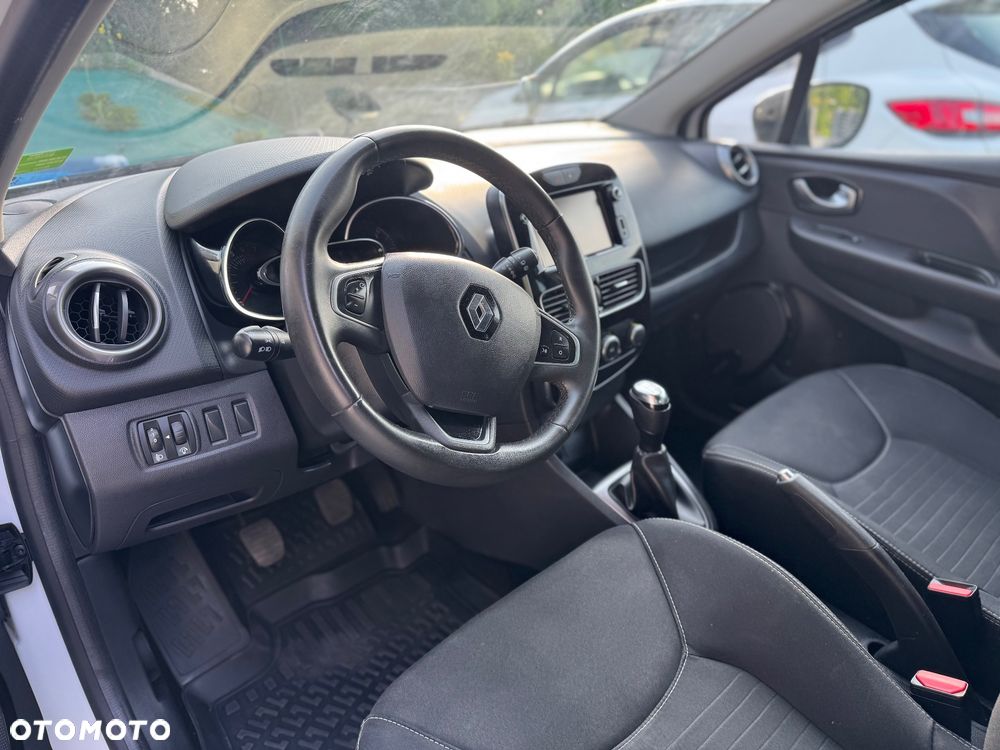 Renault Clio 1.2 16V Limited - 13