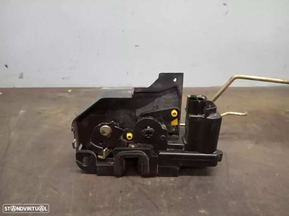 FECHADURA PORTA FRONTAL DIREITA HYUNDAI GETZ 2004 - - 1