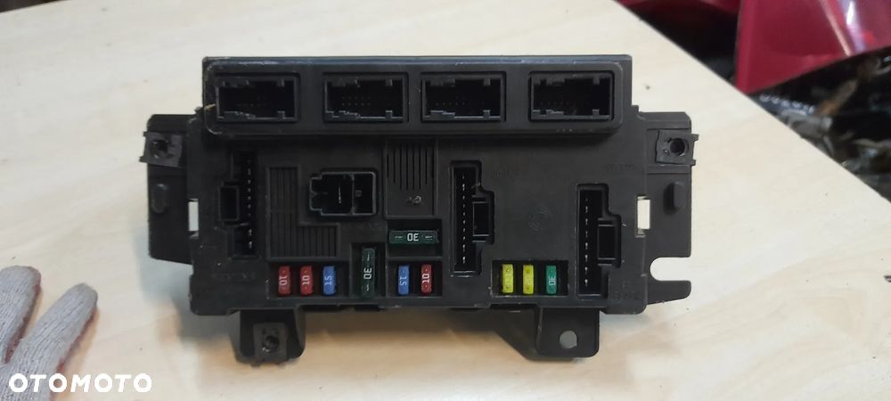 SKRZYNKA BEZPIECZNIKÓW FIAT  PANDA 51773068 - 1