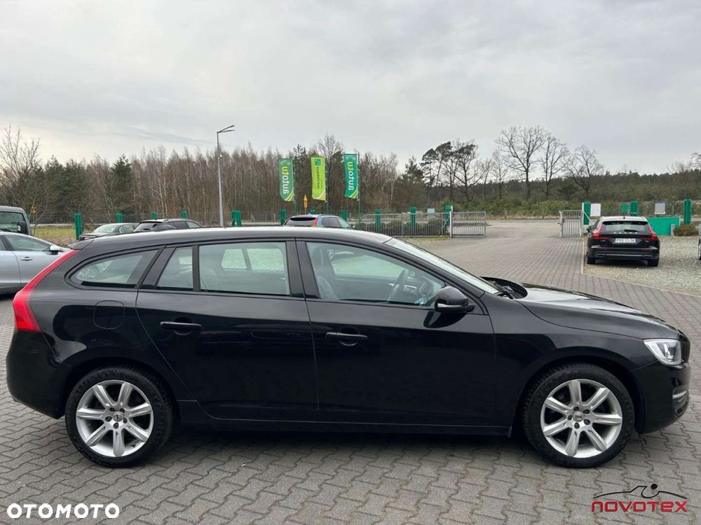 Volvo V60 T3 Momentum - 7