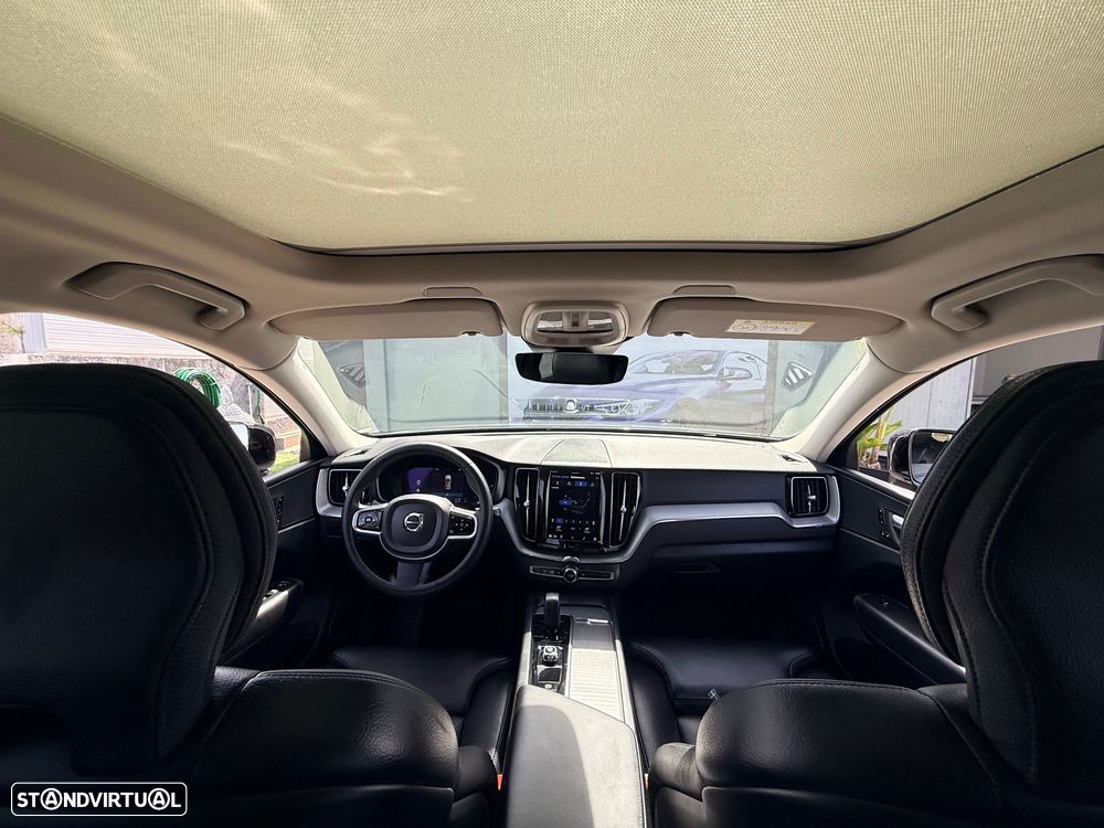 Volvo XC 60 2.0 T6 PHEV R-Design Expression AWD - 5