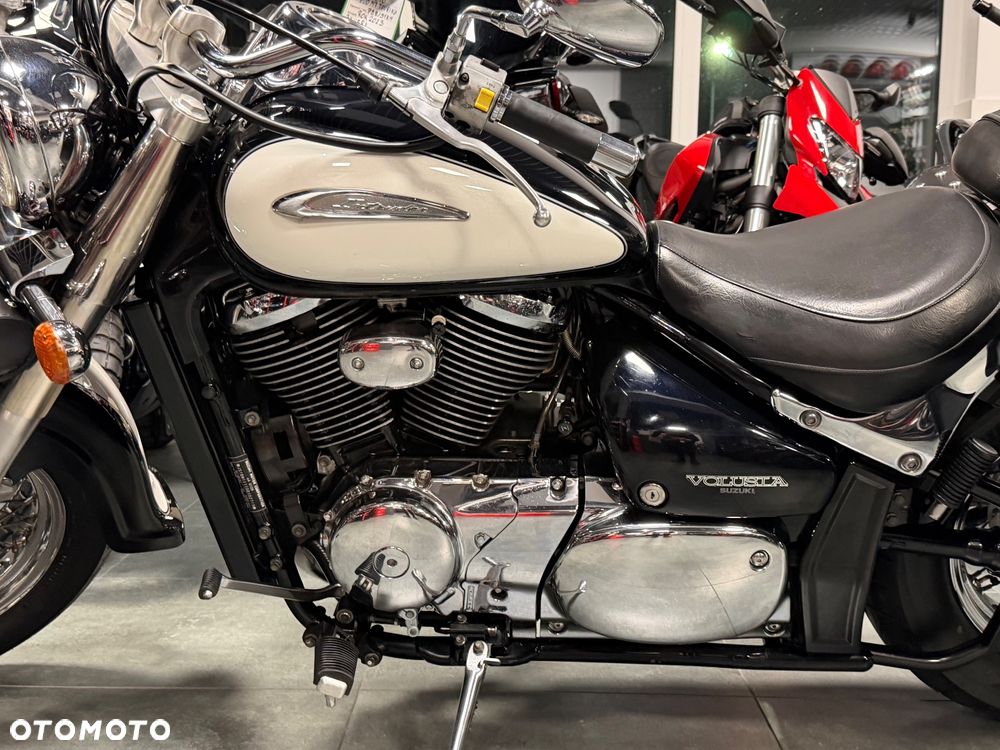 Suzuki VL 800 Volusia - 32