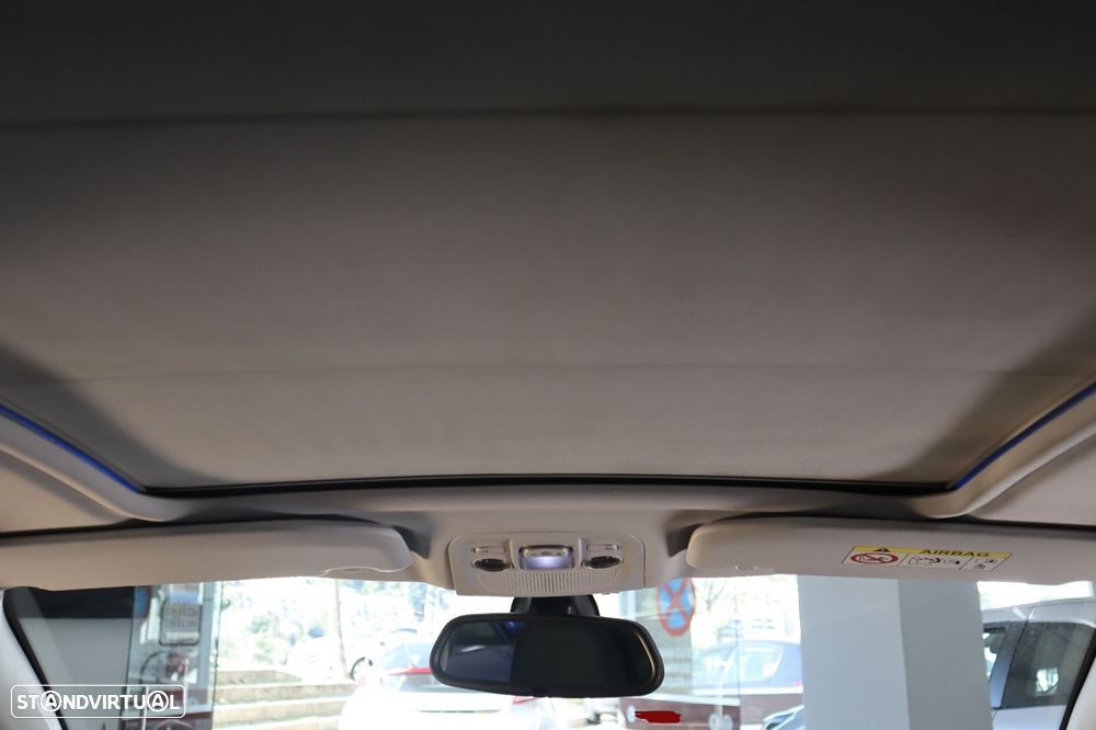 Peugeot 2008 1.6 e-HDi Allure 2-Tronic - 16