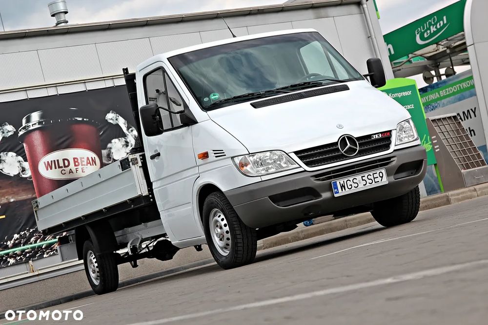 Mercedes-Benz Sprinter - 9