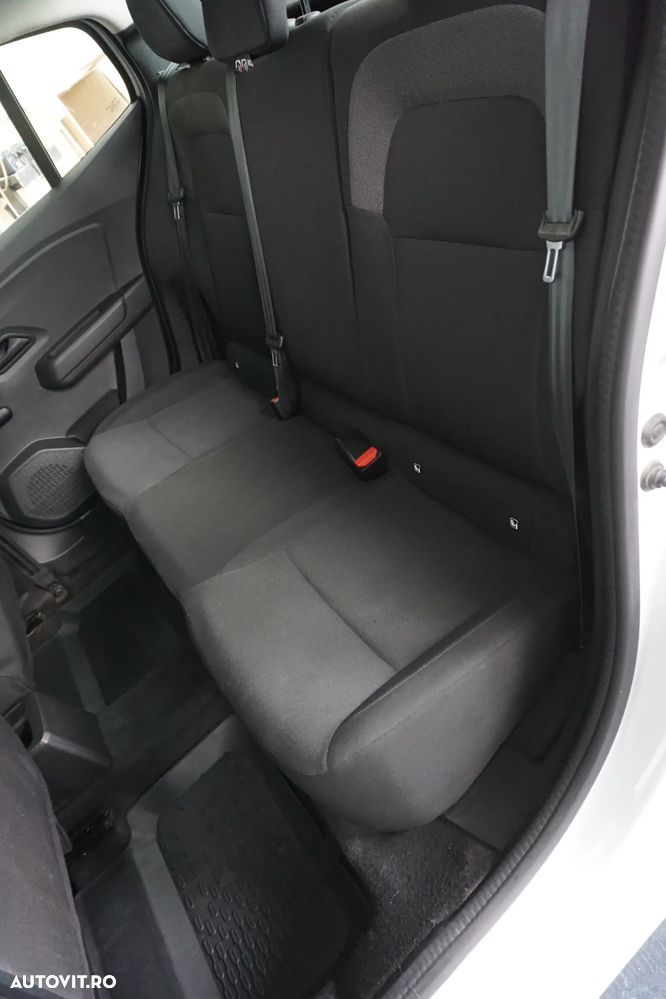 Dacia Logan TCe 90 Essential - 19