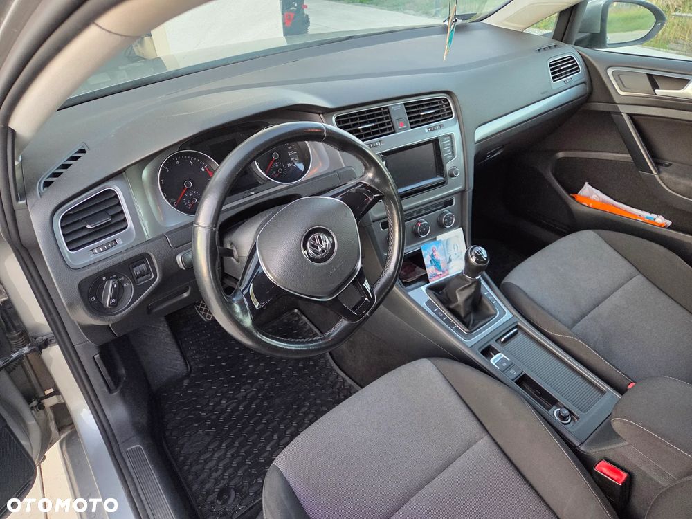 Volkswagen Golf 1.2 TSI BMT Trendline - 6
