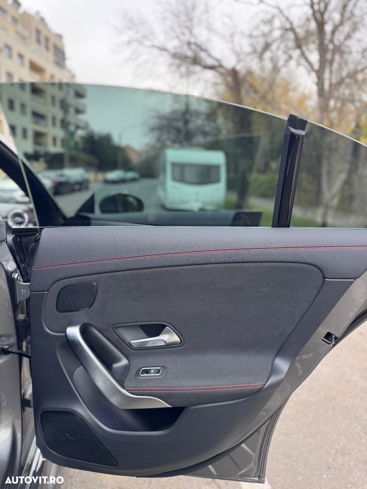 Mercedes-Benz CLA 180 7G-DCT AMG Line - 26