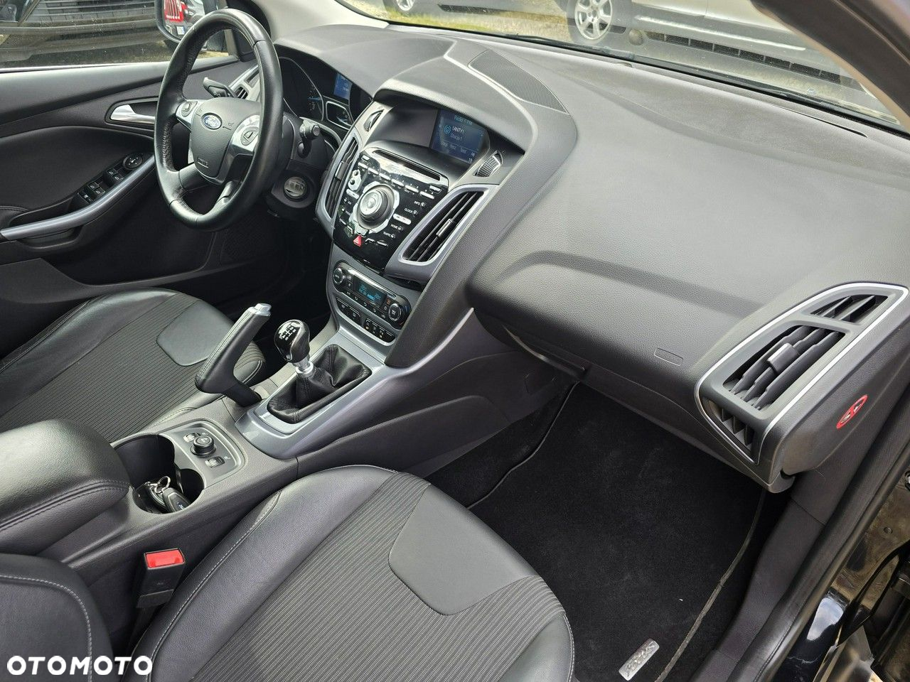Ford Focus - 10