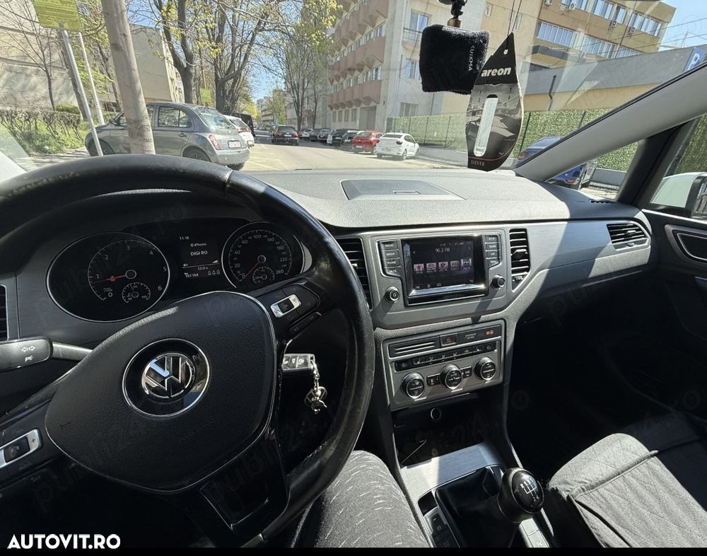 Volkswagen Golf 1.6 TDI DPF BMT Comfortline - 7