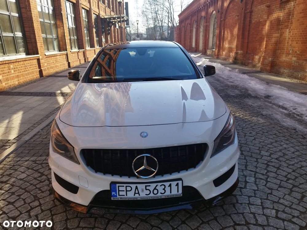 Mercedes-Benz CLA AMG 45 4Matic 7G-DCT - 5
