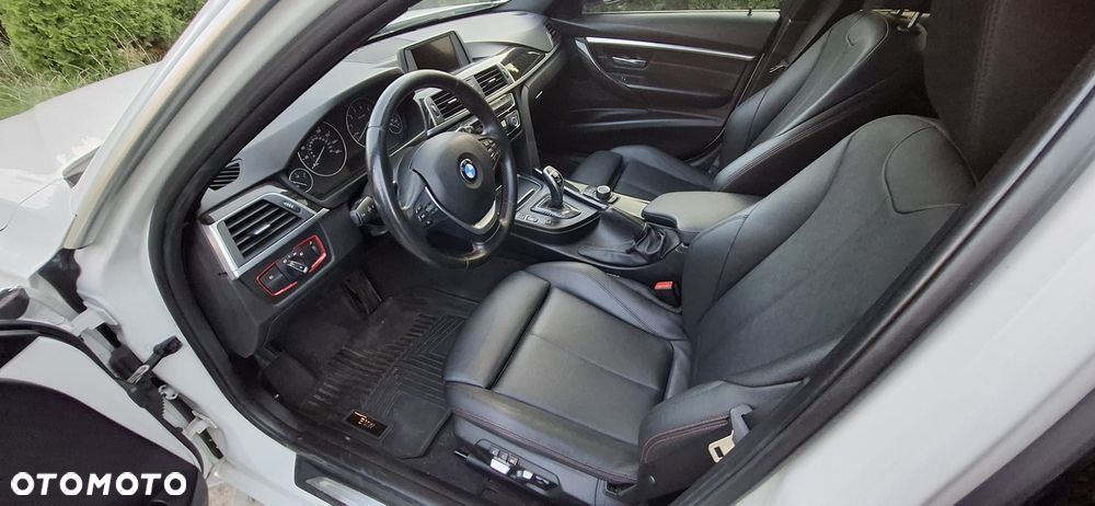 BMW Seria 3 330i Sport Line - 7