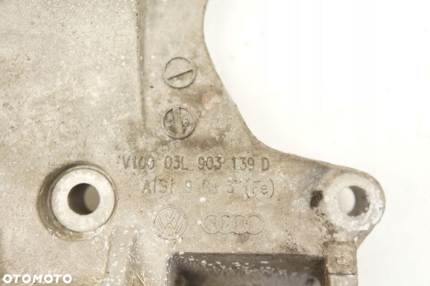 ŁAPA WSPORNIK ALTERNATORA VW GOLF VI TIGUAN A3 PASSAT 2.0 TDI 03L903139D - 4