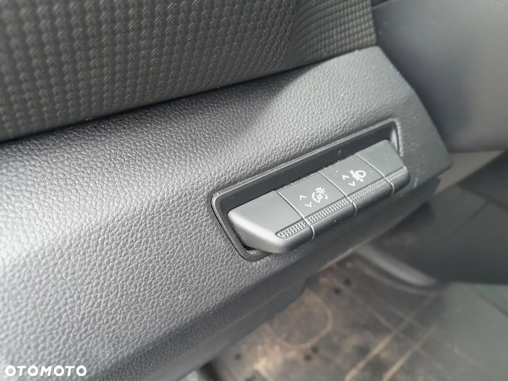Renault Trafic - 13