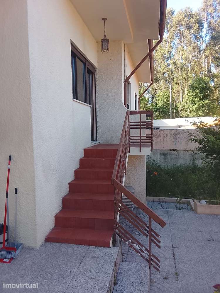 Moradia T3 com jardim, cave e varanda na Maia - Grande imagem: 5/20