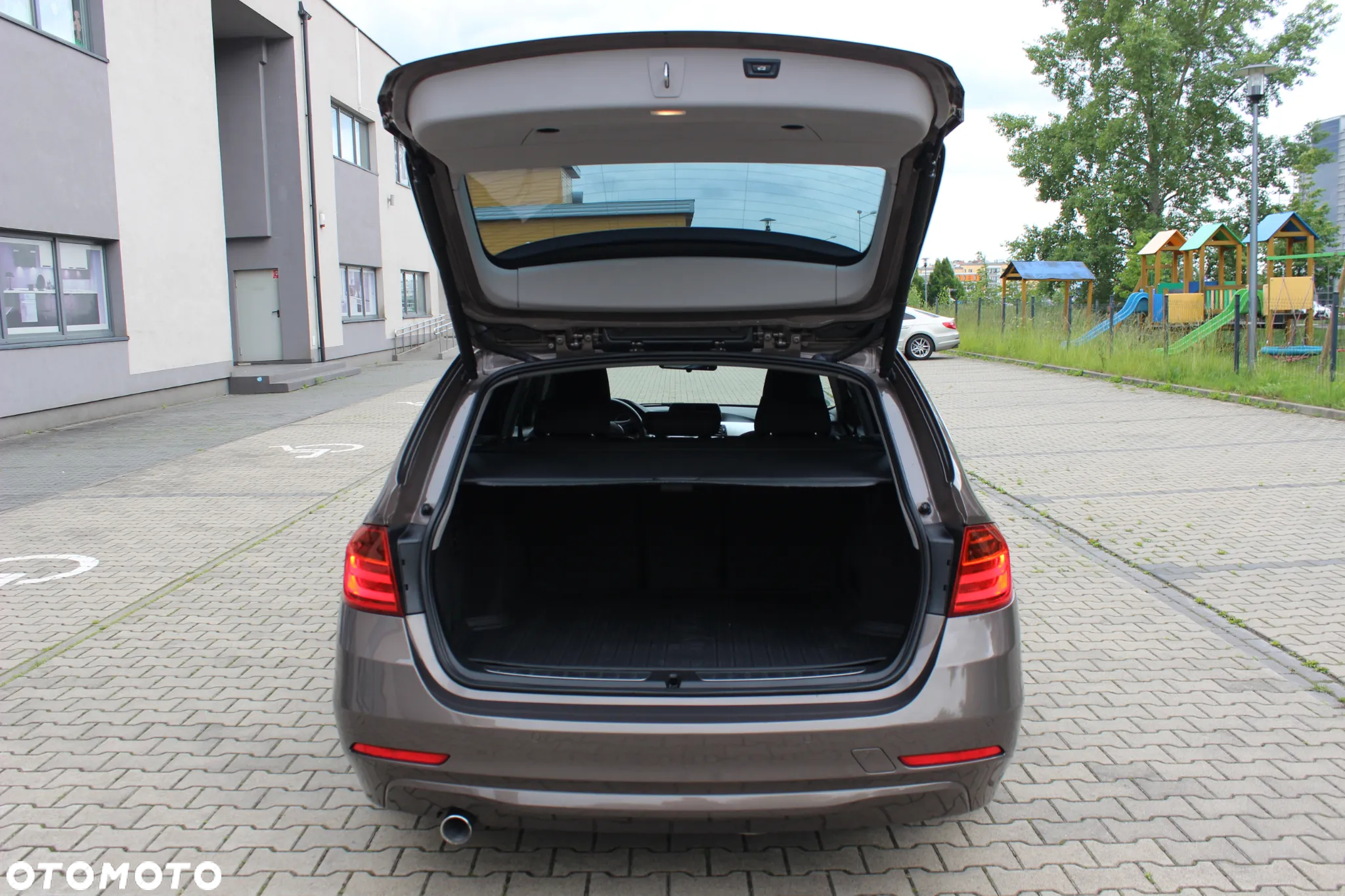 BMW Seria 3 320d Efficient Dynamics - 10