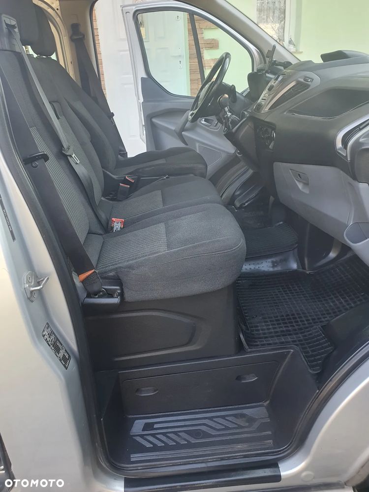Ford Transit Custom - 17