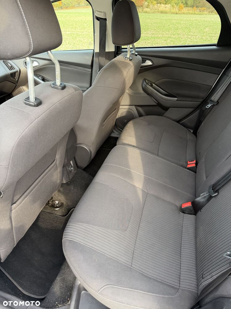 Ford Focus 1.6 EcoBoost Titanium - 18