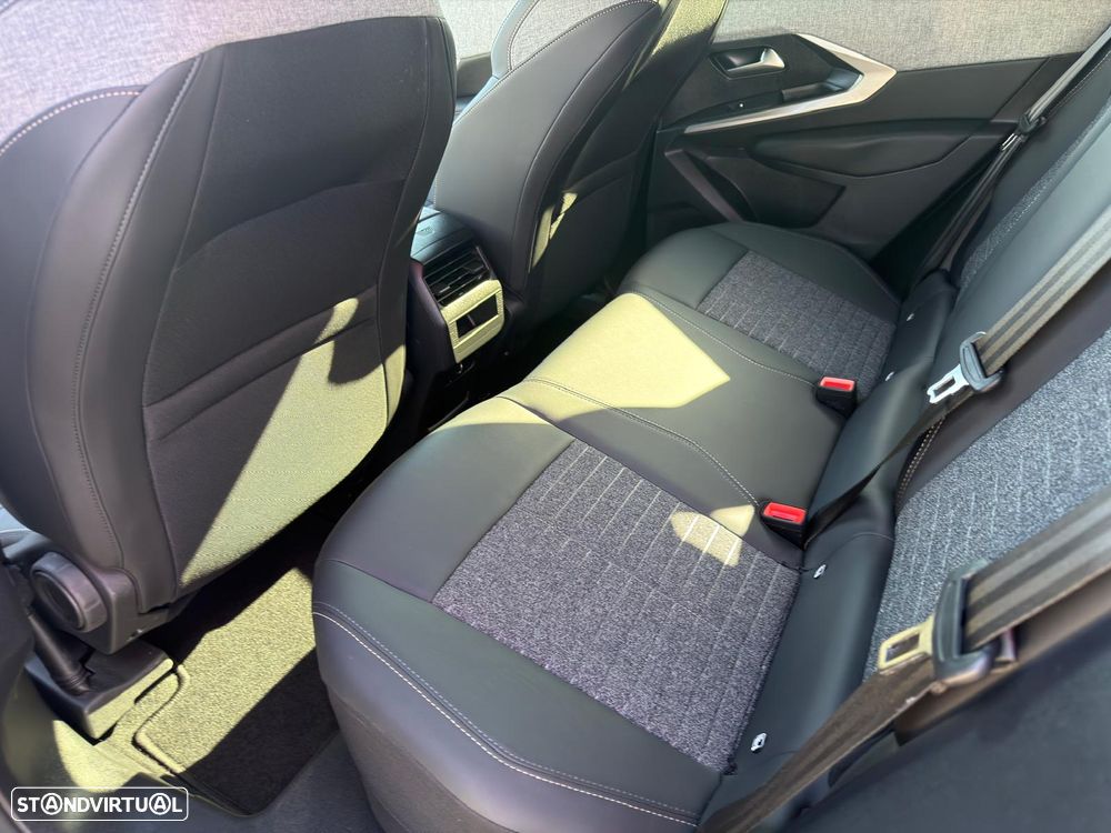 Peugeot 3008 Hybrid 145 e-DSC6 Allure - 14