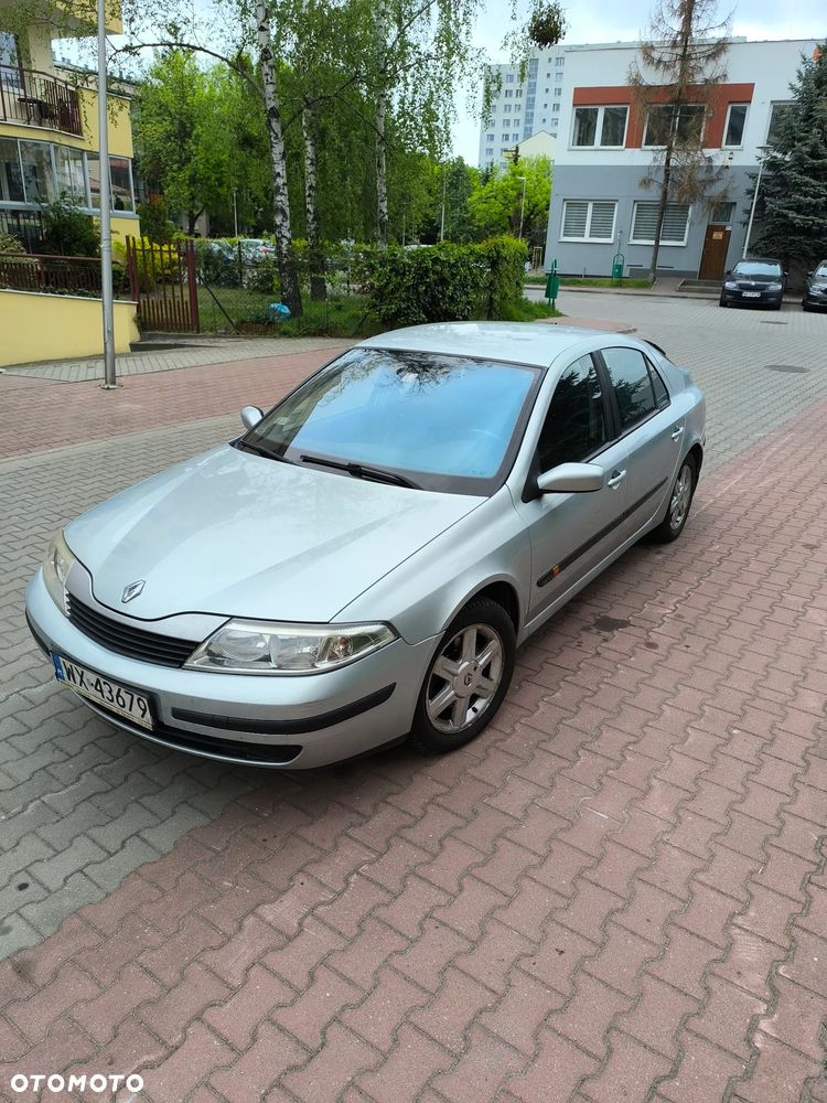 Renault Laguna - 1
