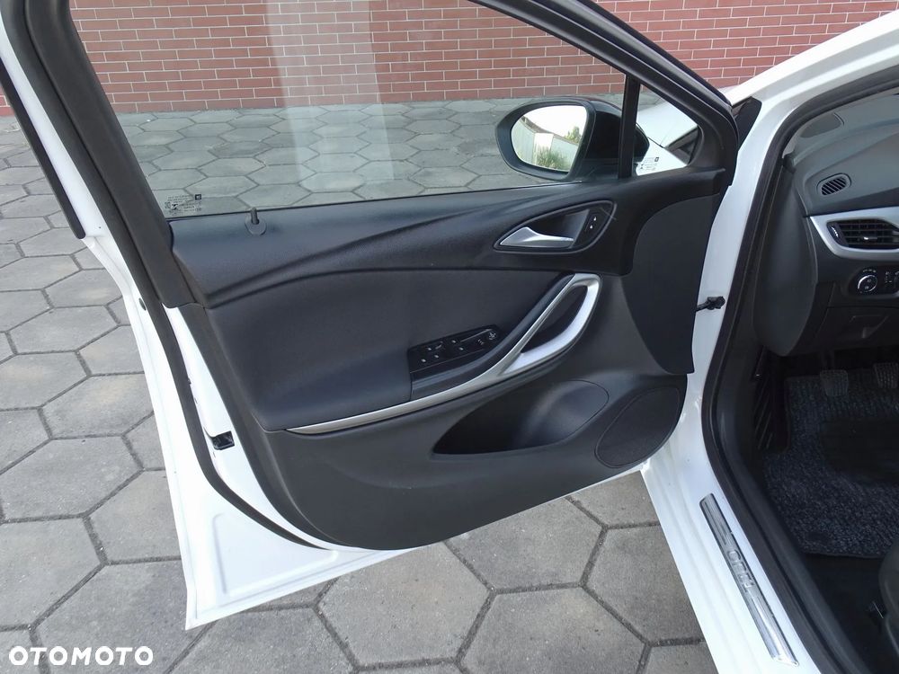 Opel Astra 1.2 Turbo Start/Stop 2020 - 17