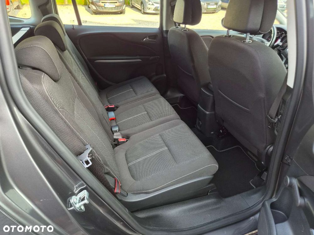 Opel Zafira - 20