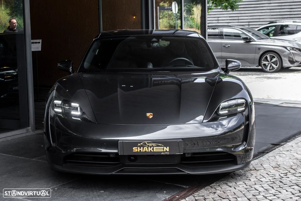 Porsche Taycan 4S - 7