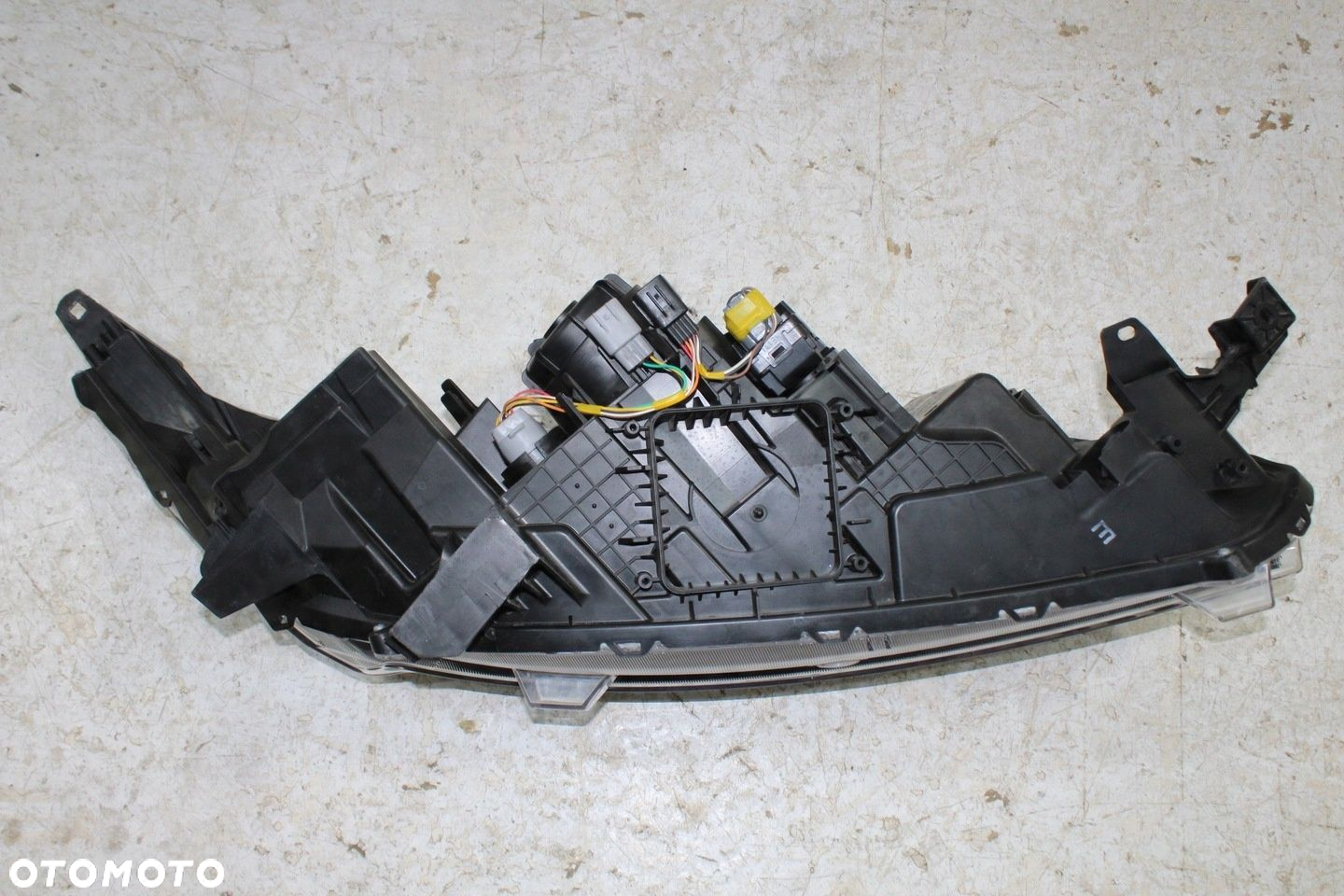 Mitsubishi Eclipse Cross lampa lewa przód Led H7 - 8