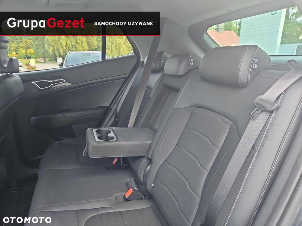 Kia Sportage - 16