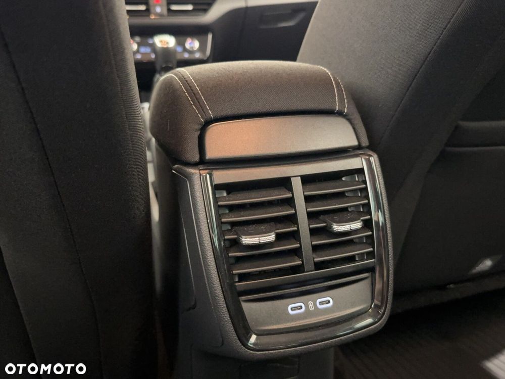 Skoda Kamiq 1.0 TSI Selection - 16