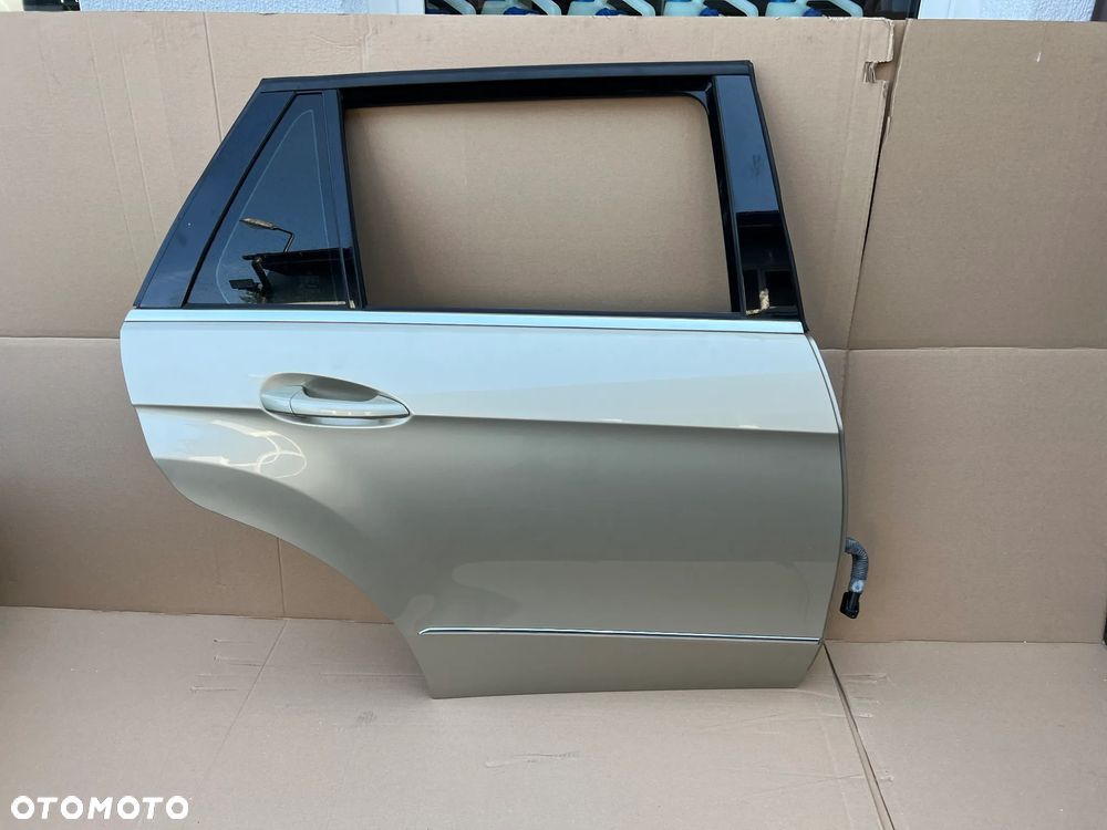 MERCEDES W212 E212 TYLNE PRAWE DRZWI KOMPLETNE - 1