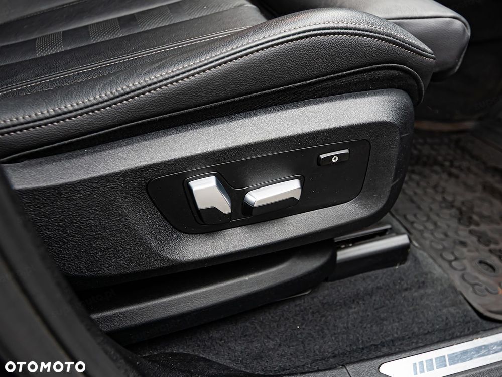BMW X6 - 11