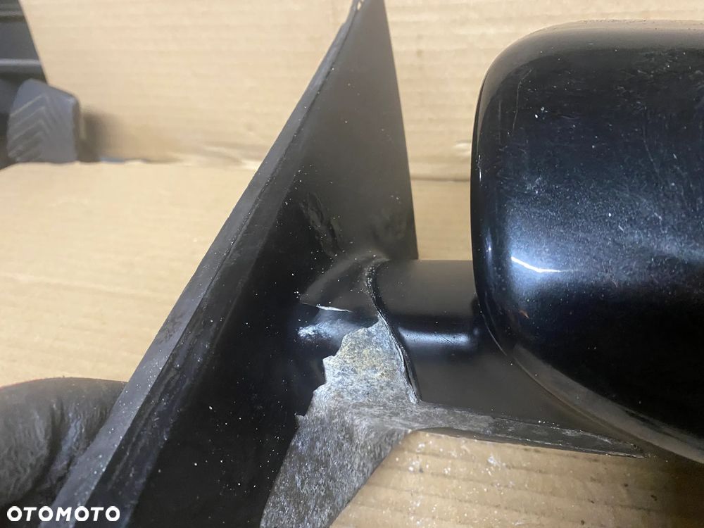 LUSTERKO LEWE 8PIN (4+4) BMW E60 E61 39995 010748 - 7