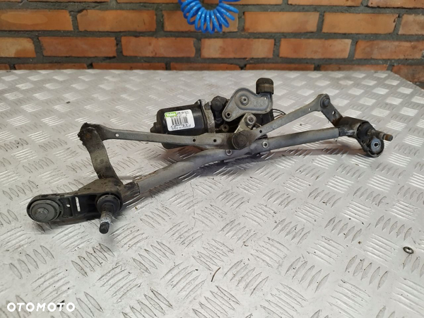 MECHANIZM WYCIERACZEK PRZÓD RENAULT CLIO III 8200268931G