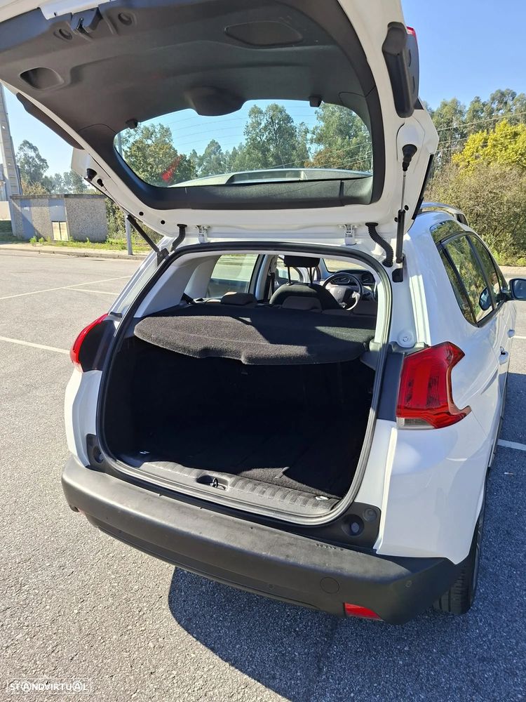 Peugeot 2008 - 5