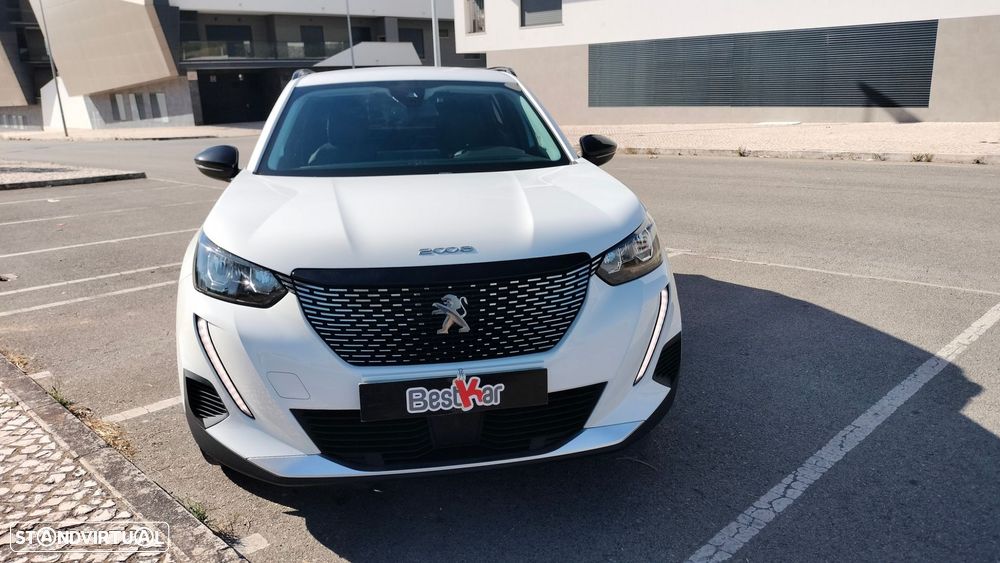 Peugeot 2008 1.2 PureTech Allure Pack EAT8 - 3