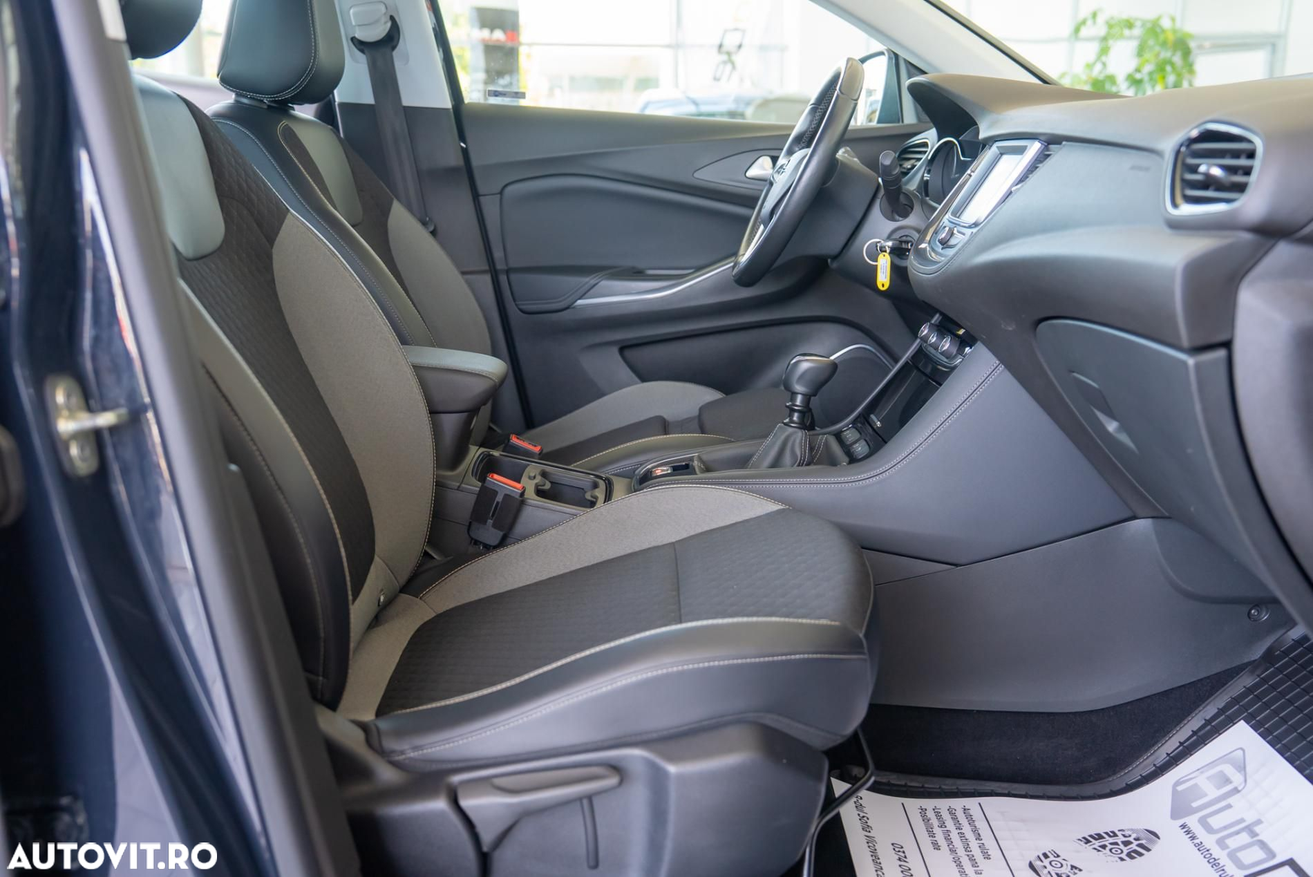 Opel Grandland X 1.2 Start/Stop INNOVATION - 18