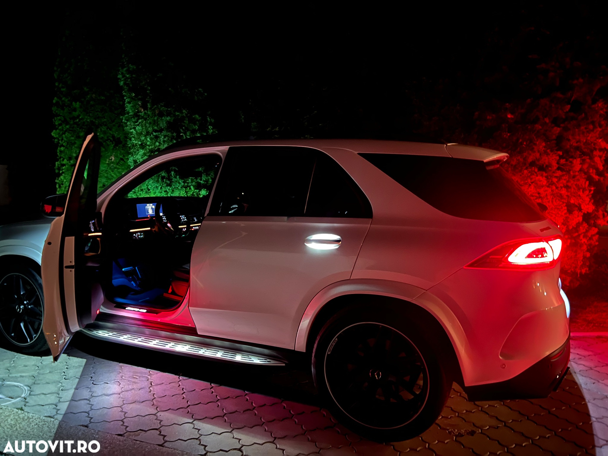 Mercedes-Benz GLE AMG 53 MHEV 4MATIC+ - 39
