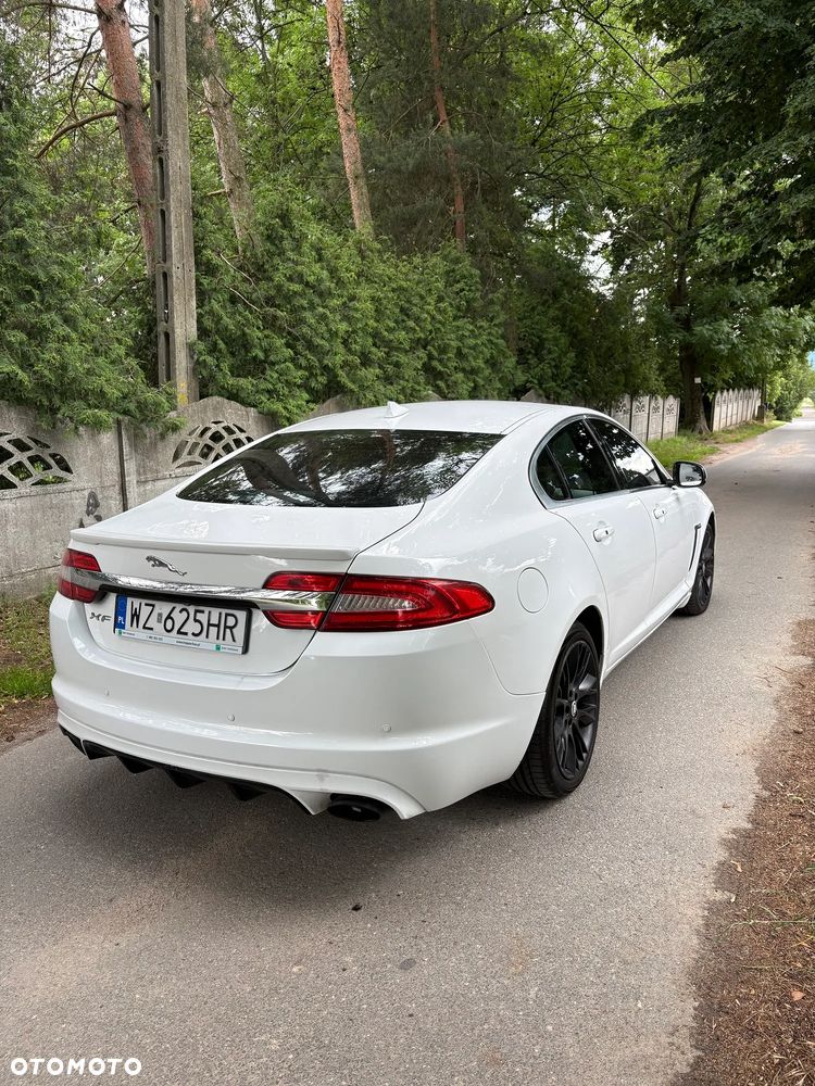 Jaguar XF - 5