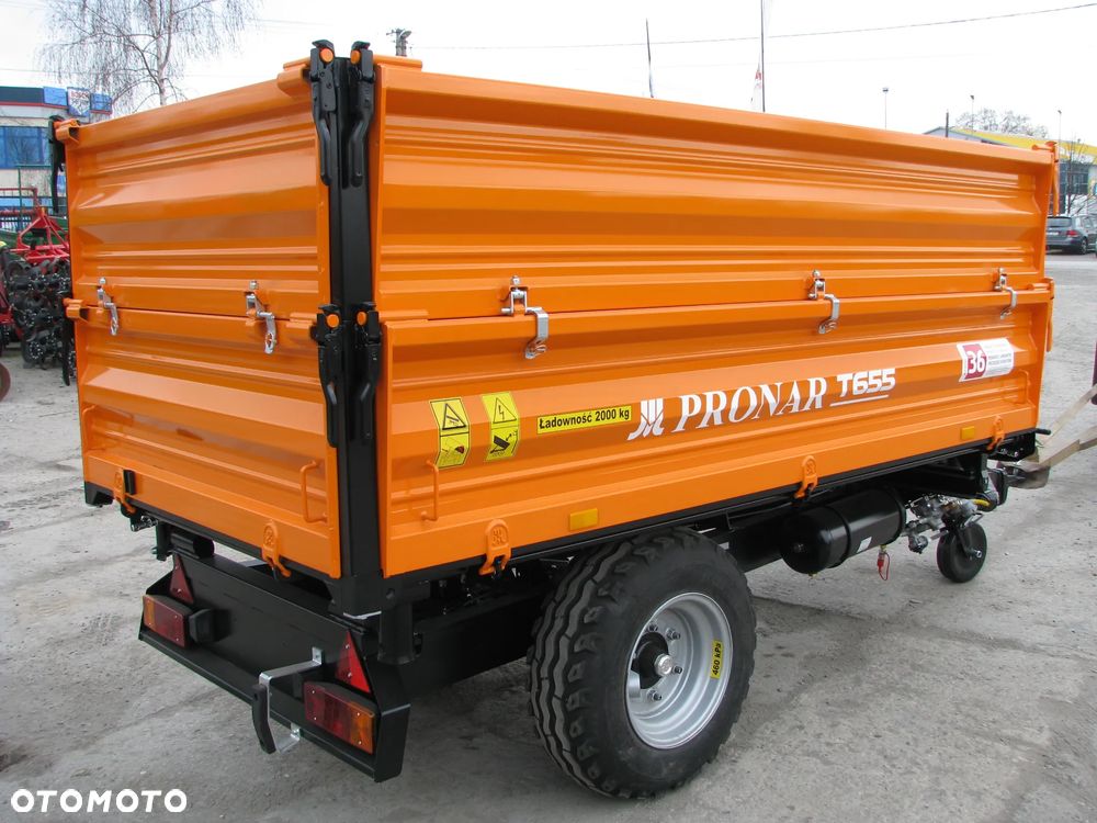 Pronar Przyczepy jednoosiowe Pronar T-655 2,5 tony, T654/2 4,7 tony T671 5-ton, Przyczepa Wodziński WTP1W1-3,5 tony,  WTP1W0-1 tona,  Przyczepa PR3T Euro-Masz 3 tony - 7