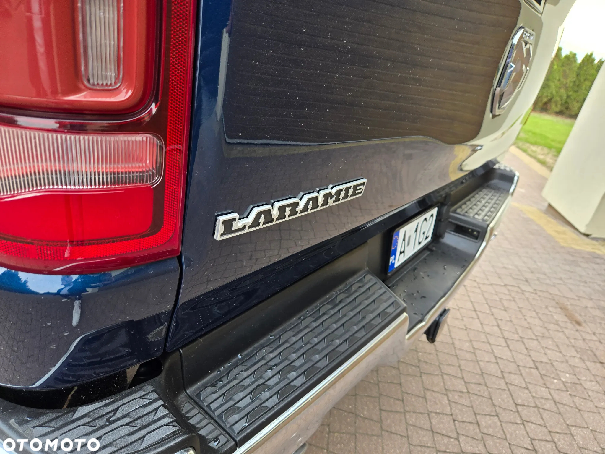 RAM 1500 Crew Cab MB Laramie - 9
