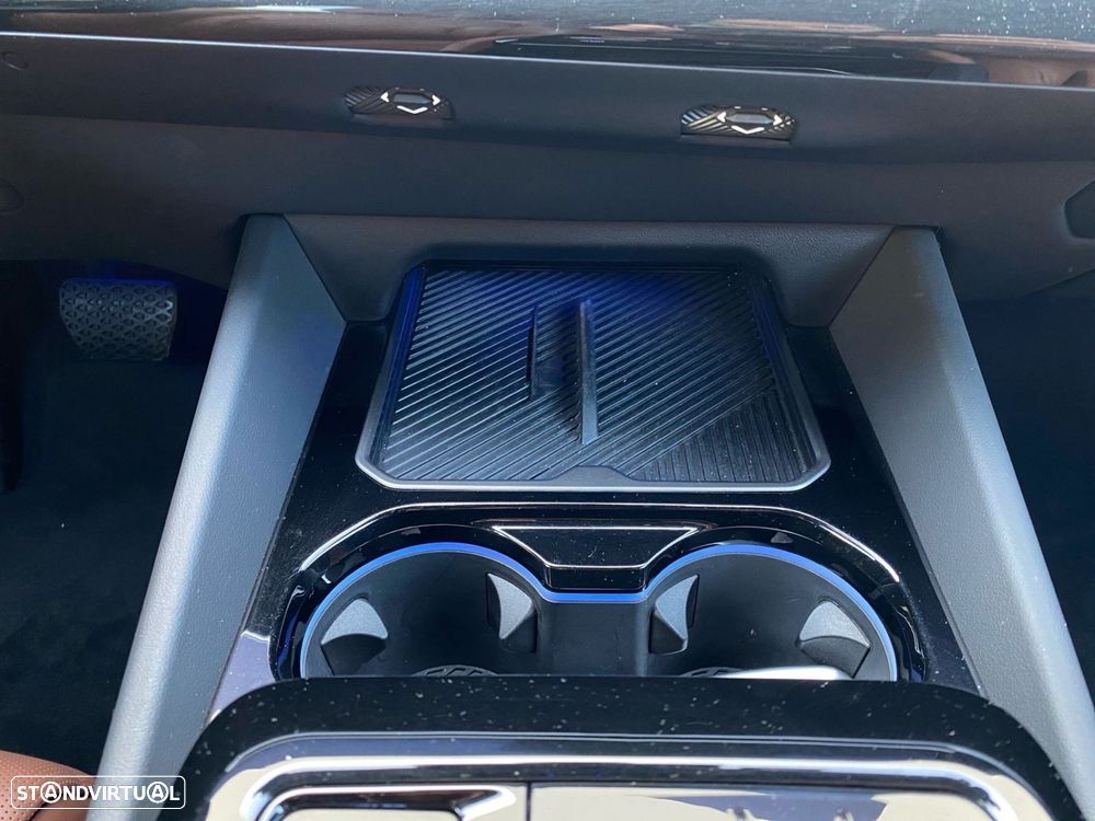BMW i5 Touring eDrive40 - 13