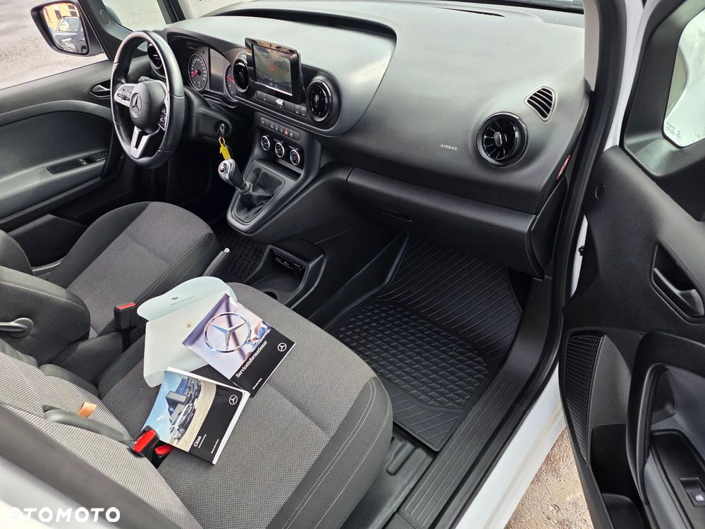 Mercedes-Benz Citan 110 rok 2022 diesel klima ele. fotele 3-osobowy cięzarowy vat1 kamera asystent - 11