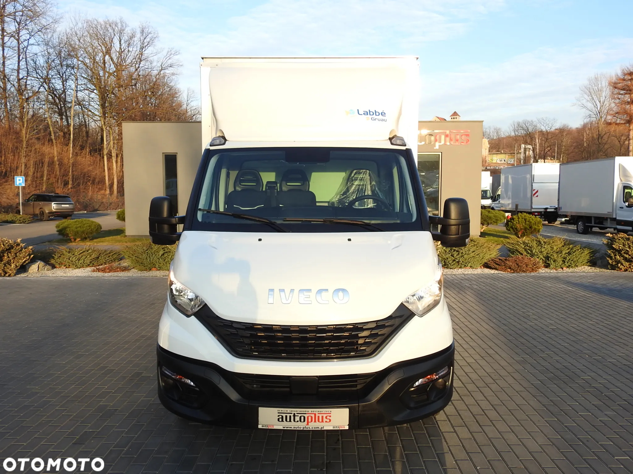 Iveco DAILY 35S16 KONTENER WINDA 8 PALET TEMPOMAT KLIMATYZACJA BLIŹNIACZE KOŁA 160KM [ 689599 ] - 6