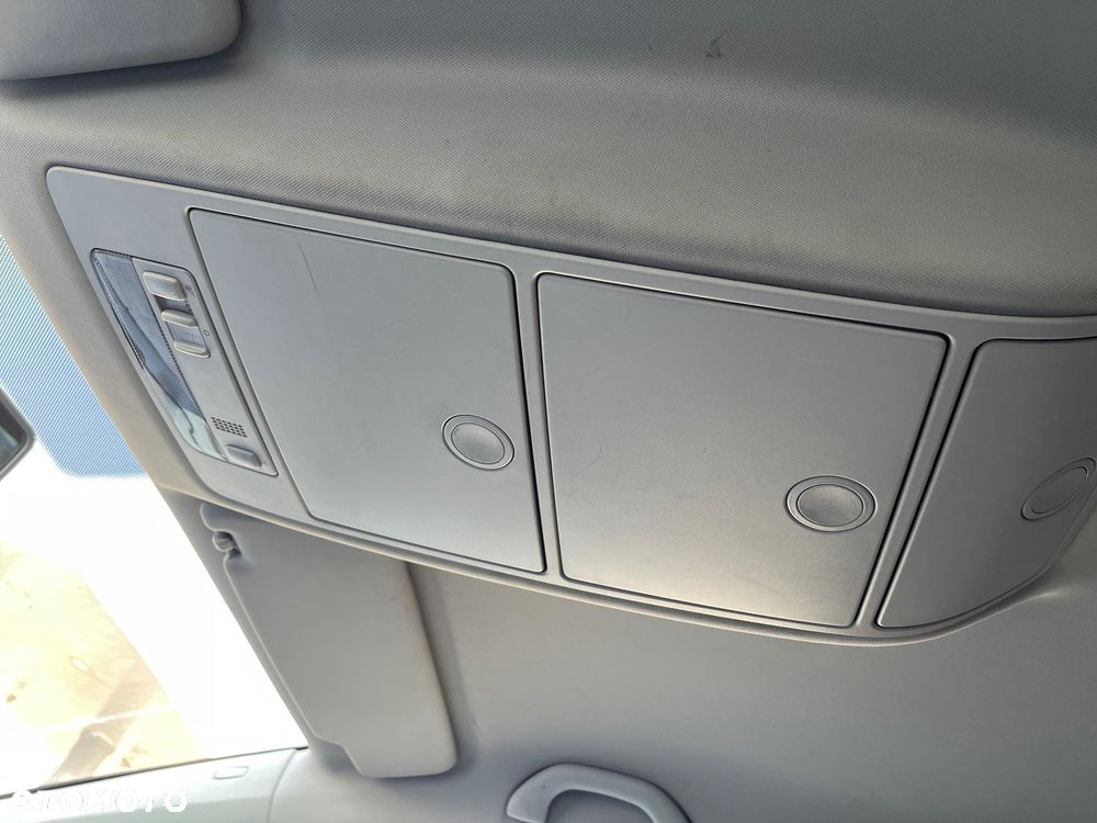Volkswagen Touran 1.9 TDI - 4