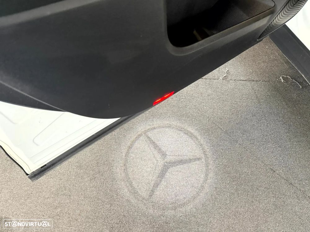 Mercedes-Benz EQA 250 AMG Line - 19