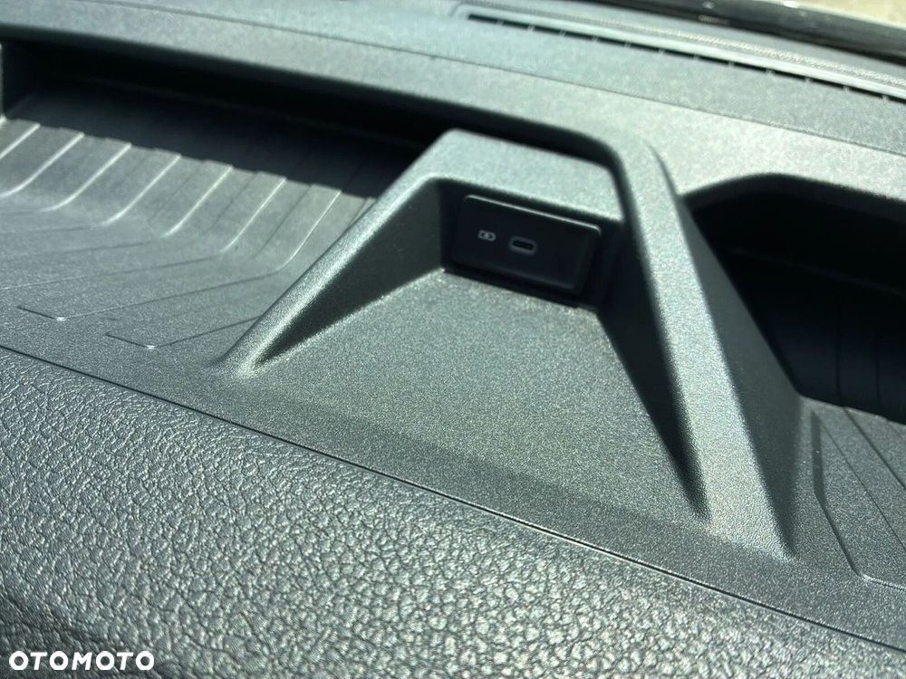 Volkswagen Crafter 35 Furgon/AUTOMAT/LONG, 2.0 TDI 177 KM, Wysoki dach, r. o. 4490mm - 33