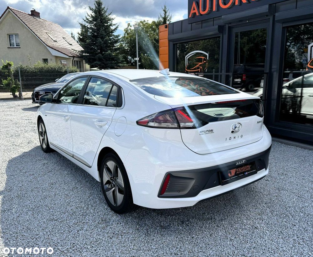 Hyundai IONIQ Hybrid 1.6 GDI Premium - 4