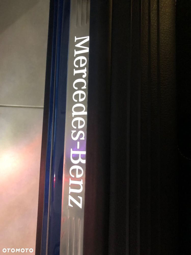 Mercedes-Benz GLB - 30