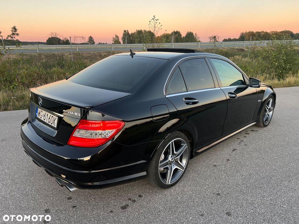 Mercedes-Benz Klasa C 63 AMG T 7G-TRONIC - 10