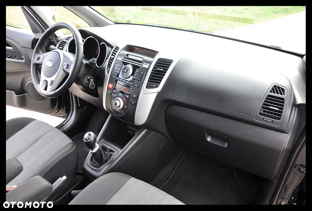 Kia Venga 1.4 CVVT Business Line - 6